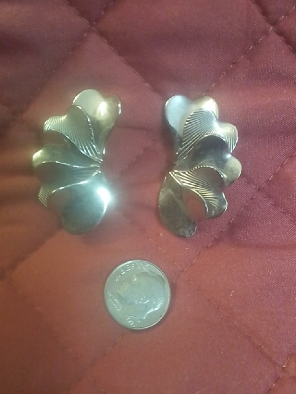 Vintage Silver-Tone Swirl Clip-On Earrings - Sculptural Wave Design